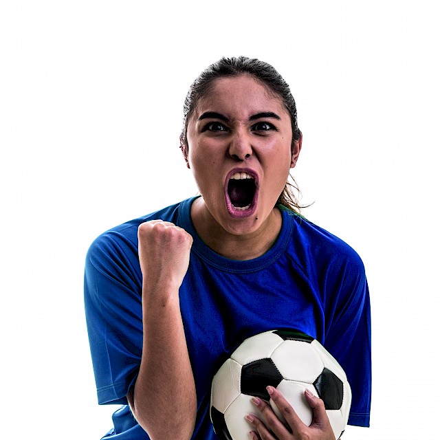 POLIISIFUDIS -lehti: Naisjalkapallo nousukiidossa niin Suomessa kuin maailmalla